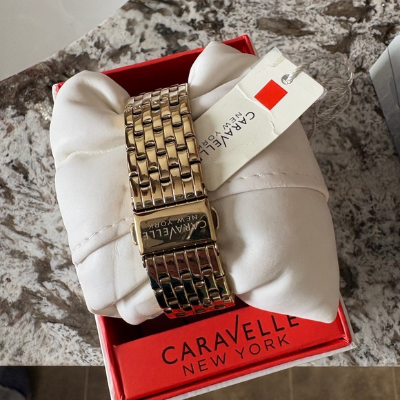 Caravelle New York Gold tone Watch - Picture 2 of 2